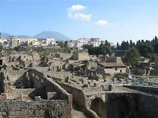 Oda ve Kahvaltı San Gennariello 5*